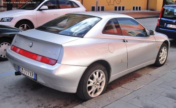 Alfa Romeo GTV (916 facelift 2003) - Photo 4