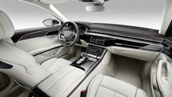 Audi A8 Long (D5) - Photo 3