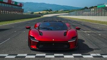 Ferrari Daytona SP3  - Photo 3
