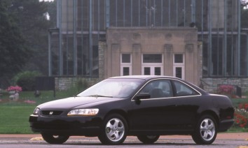 Honda Accord VI Coupe 