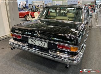 Mercedes-Benz W100  - Photo 2