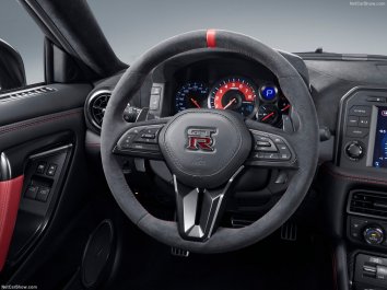Nissan GT-R Nismo  - Photo 6