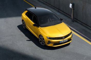 Opel Astra L   - Photo 4