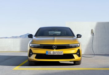 Opel Astra L   - Photo 7