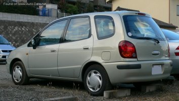 Toyota Corolla Spacio VIII (E110) - Photo 2
