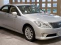Toyota Crown Royal XIII (S200 facelift 2010) - Technical Specs, Fuel consumption, Dimensions